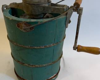 Antique 1923 White Mountain Freezer Hand Crank Ice Cream Maker