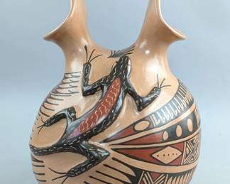 Mata Ortiz Pottery Wedding Vase With Lizard Design, Artist Signed, Manuel Moya, 10.5" Tall 