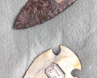 Native American Indian Arrowhead, Found In Calhoun County, IL, 3", And Native American Indian Arrowhead, Found In Adams County, IL, 3.25", In Display Box 
