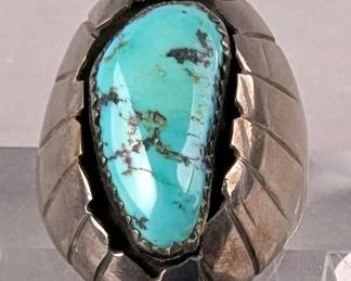 Navajo Hand Crafted Sleeping Beauty Turquoise Ring, Size 10 
