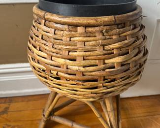 Bamboo basket 