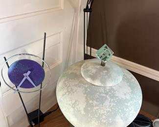 Metal clock and ceramic pot