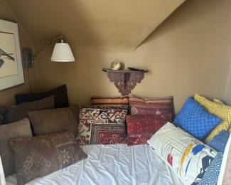 Decorative Throw Pillows 