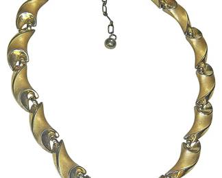 Vintage Gold Tone Necklace