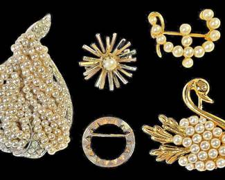 Variety of Vintage Pearl Bead Brooches