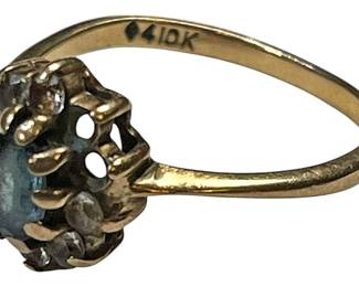 10K Gold Ring w Blue OpalLike Stone