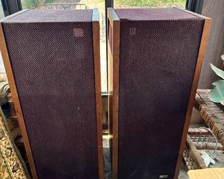 2-vintage ESS AMT monitor speakers
