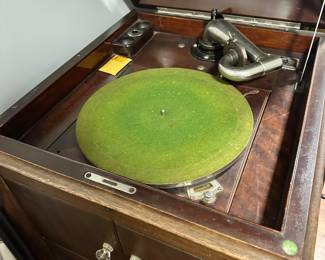 Vintage Edison Victrola 