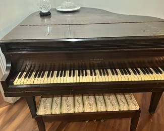 Vintage piano 