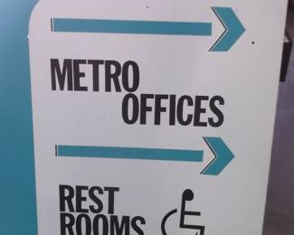 Metro North Sign