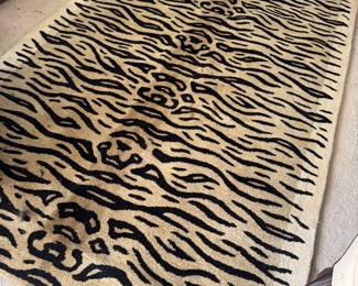Senegal handmade rug 5x8