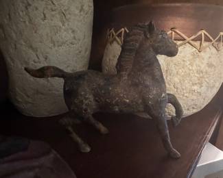 Metal horse sculpture 