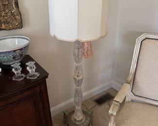 floor lamp 
