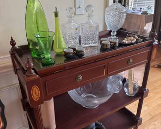 Bombay inlay mahogany server with removable top tray for serving - 2 functional drawers 