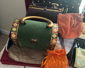 Tons of handbags and purse - vintage and modern