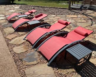 Pool chaise lounges (4)