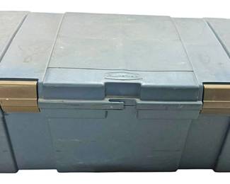 Rubbermaid Tote Locker Storage Container