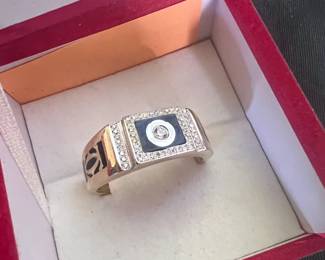 Diamond and 18kt gold men's ring....it's STUNNING 