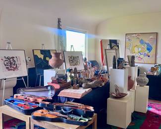 The Gallery Room is a virtual TREASURE TROVE!!!
