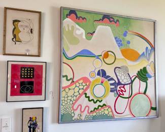 Very cool and unusual art pieces on every wall!