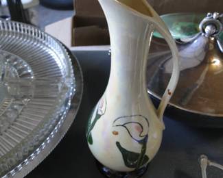 Lily pitcher