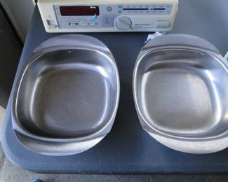 Two dual MCM serving pieces
