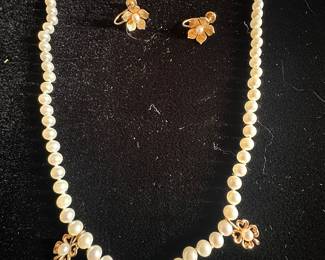 Pearl & 14k necklace & earrings 