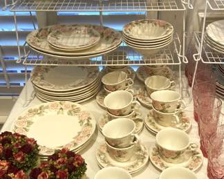 Pink rose pottery