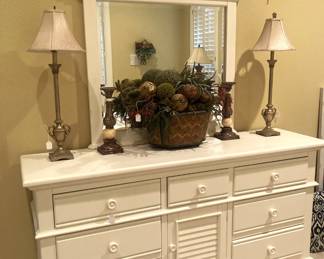 Matching lamps; matching candlesticks; artificial arrangement