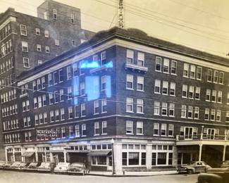 Years ago.............black & white photo of the Blackstone Hotel in downtown Tyler.