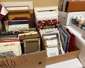lots of frames