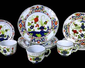 JAKA206 Vintage Italian Garofano Faenza Dish Assortment