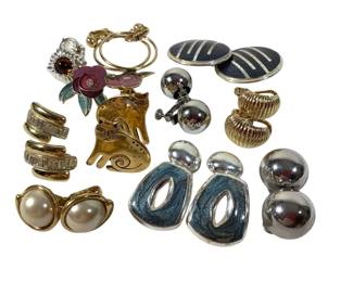 JAKA606 Berebi , Trifari And More Clip Ons