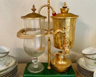 Very neat vintage European siphon coffee maker 