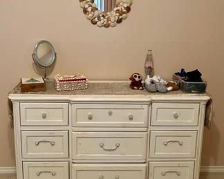 This chest of drawers make a perfect project piece! 