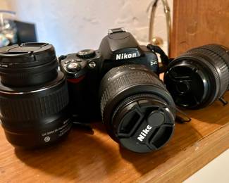 Very nice Nikon D40 digital camera, lenses & filters, accessories & camera backpack
