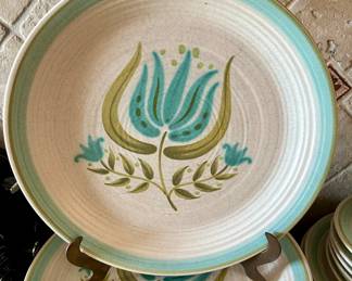 Vintage Franciscan “Tulip Time” dish set! 