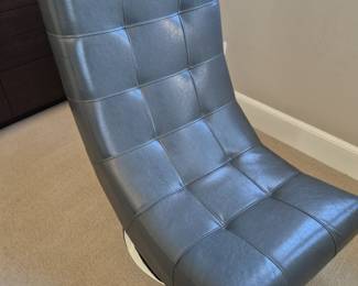 Modern Hookup Designs chair 