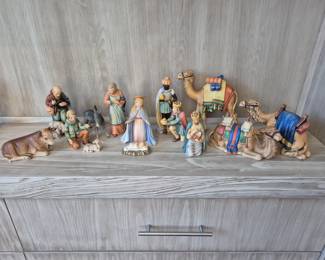Goebel Hummel Nativity 