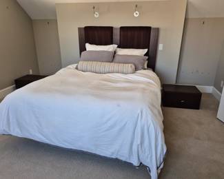 Bed and floating nightstands 