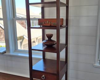 Display wood shelf 