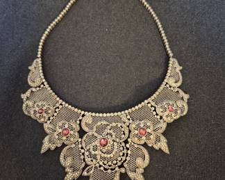 Vintagr silver necklace 