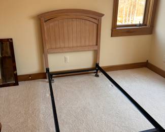 Twin headboard and frame 