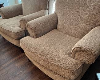 Pair of easy chairs, velour fabric in cheetah design.