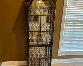 Lovely display cabinet 