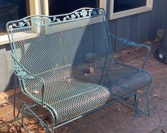 Full set of vintage wrought iron patio furniture 