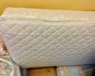 Baby bed used 1 time