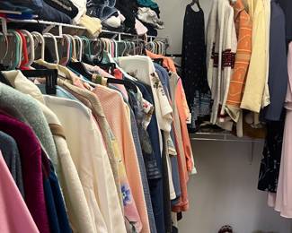 Clothing - Women's Size Large Mostly