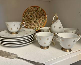 Gorgeous Vintage Fleur De Lis 3512 Snack Set in Gold and White 2 Piece Place Setting for 6 and a 8" Vintage Floral Chintz Divided Plate.