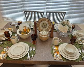 Gorgeous Kitchen Table Set for a Spring Gathering.